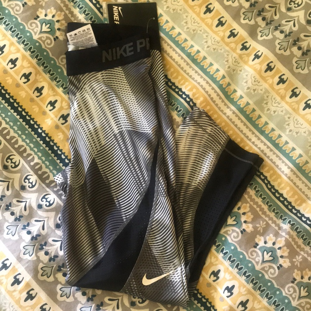 Nike pro leggings dri-fit